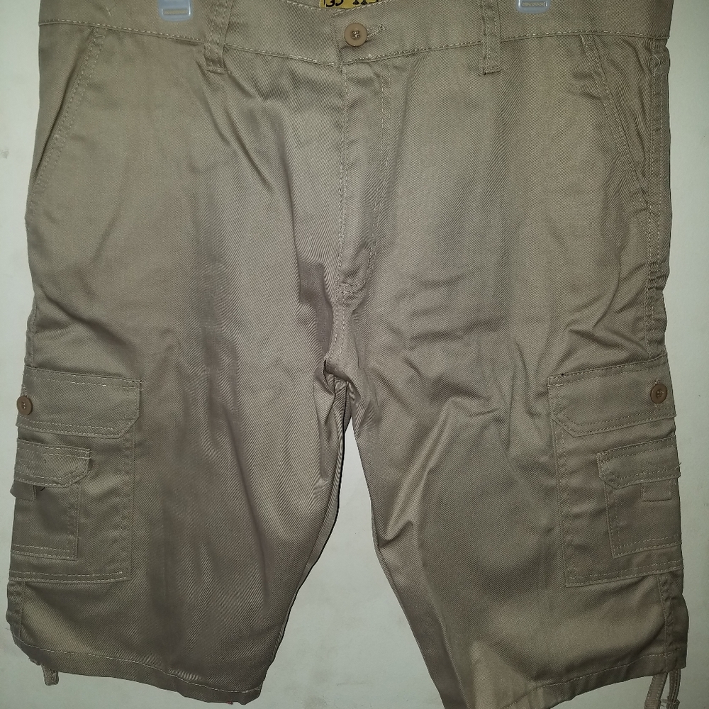Men's Size 38 Cargo Shorts